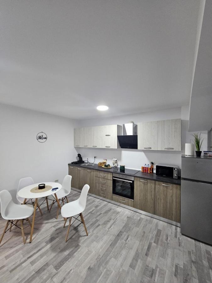 Comapart Bacau Bagian luar foto